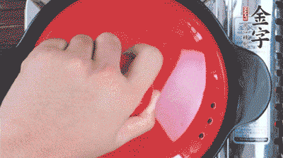 加香菇燉10分鐘后。